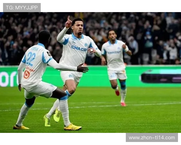 朗斯1-3不敌马赛，十连胜终结拱手让出榜首